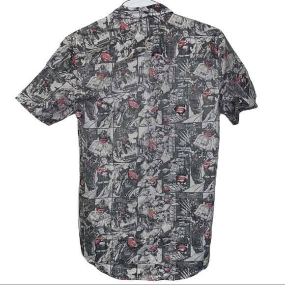 Superman small men’s button down comic print shirt - Picture 2 of 8